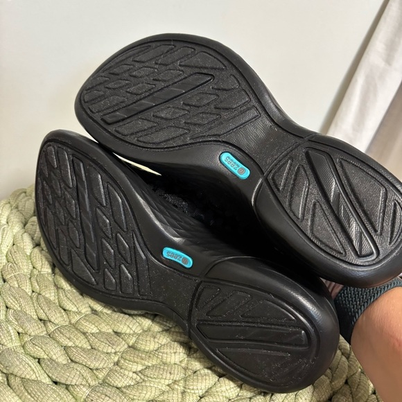 Bzees Black Jubilee Stretch Slide Comfort Arch Support Walking Sandals NWOB - Picture 12 of 12